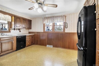 816 Lee Ave, North Tonawanda, NY 14120 - photo 7