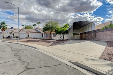 114 E Tamarack Dr, Henderson, NV 89002 - photo 4