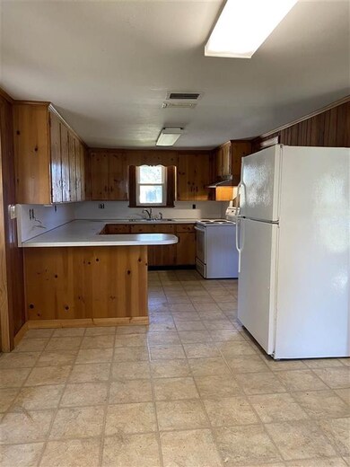 121 High Dr, Crawfordville, FL 32327 - photo 2