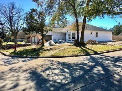 8823 Charney Ln, Houston, TX 77088 - photo 3