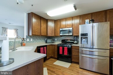 11134 Wortham Crest Cir unit 120, Manassas, VA 20109 - photo 6