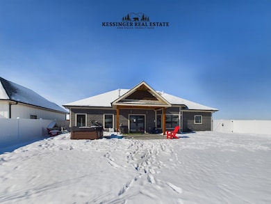 847 N Clark St, Powell, WY 82435 - photo 4