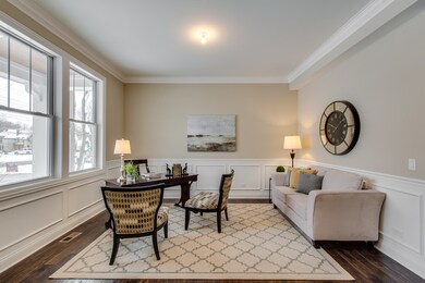 718 S Julian St, Naperville, IL 60540 - photo 6