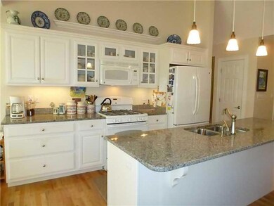 35 Town Common, Gorham, ME 04038 - photo 2