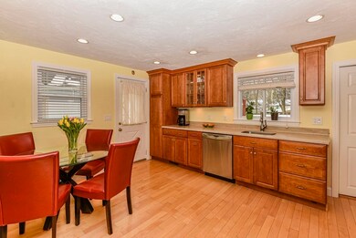 20 Newton Ct, North Weymouth, MA 02191 - photo 7