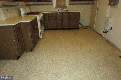 121 Balm St, Harrisburg, PA 17103 - photo 4