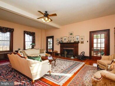 1302 Old Winchester Pike, Front Royal, VA 22630 - photo 5