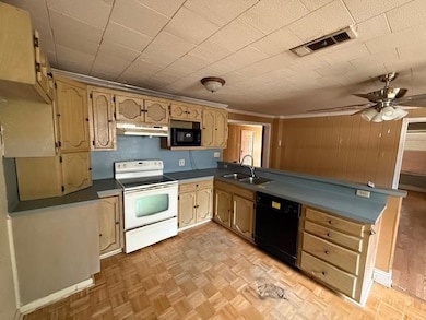 181 Medical Ln, Grand Isle, LA 70358 - photo 6