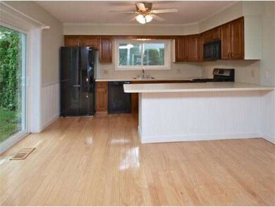 11 Gentry Ln, Uxbridge, MA 01569 - photo 6