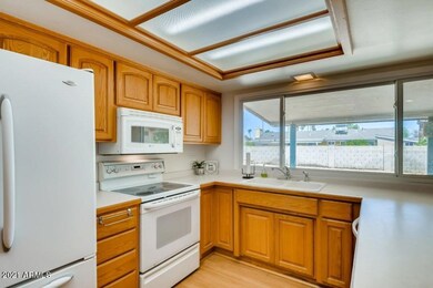 09 Kitchen
