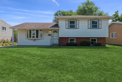 1757 N Rensselaer St, Griffith, IN 46319 - photo 2