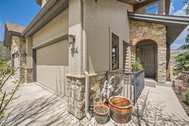 104 Brett Trail North - Web Quality - 00