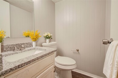 4922 Glendower Dr, Spring, TX 77373 - photo 4