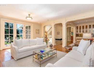 2575 Summit Dr, Lake Oswego, OR 97034 - photo 4