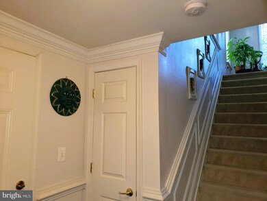 7117 Huntley Creek Place unit 46, Alexandria, VA 22306 - photo 3