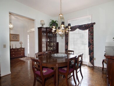 Formal Dining