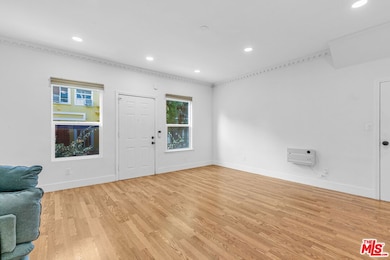 246 Columbia Place, Los Angeles, CA 90026 - photo 2