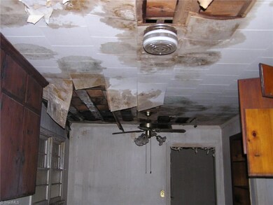 208 Pineview St, Asheboro, NC 27203 - photo 7