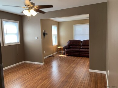 2862 Broadway, Schenectady, NY 12306 - photo 5