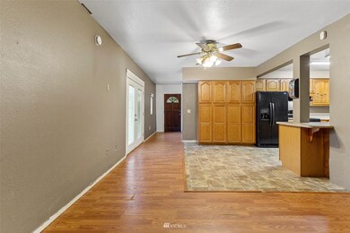 23583 Fremali Ln, Mount Vernon, WA 98274 - photo 7