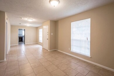 11918 Kirkholm Dr, Houston, TX 77089 - photo 4