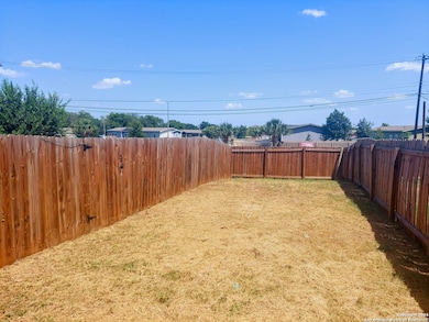 10010 Vasso View unit 1, Converse, TX 78109 - photo 6