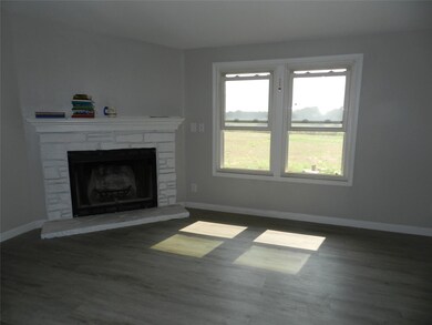 173 Fair Haven Ln, Springtown, TX 76082 - photo 4