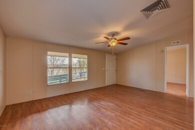 24080 N Marblehead Ave, Paulden, AZ 86334 - photo 4