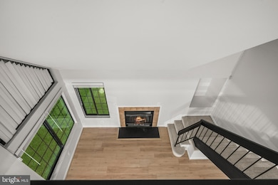 6017B Curtier Dr unit B, Alexandria, VA 22310 - photo 5