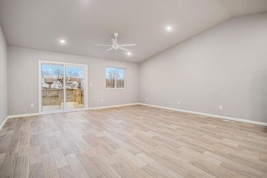 2 CCF024-i2060-Great Room1