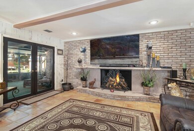 1327 Old Hickory Rd, Tyler, TX 75703 - photo 4