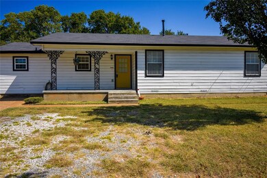 2611 W Morton St, Denison, TX 75020 - photo 4