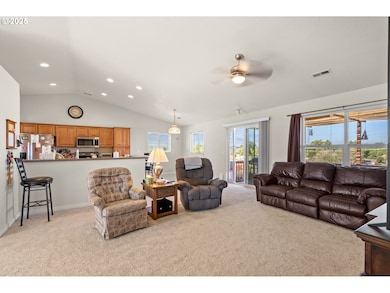 2269 NW Eucalyptus Dr, Hermiston, OR 97838 - photo 6