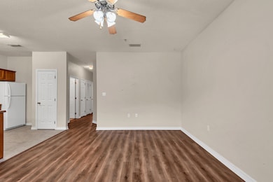 938 Barrow St unit 6, Fort Walton Beach, FL 32547 - photo 5