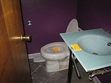 Full Bath.