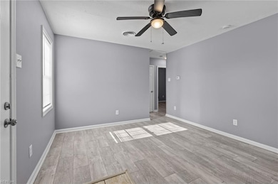 1539 Morgan Dr, Hampton, VA 23663 - photo 4