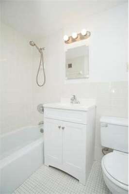 Whittier Place unit 17J, Boston, MA 02114 - photo 6