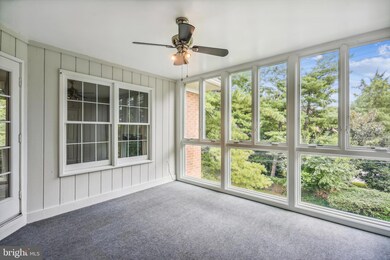 5717 Brewer House Cir unit 202, Rockville, MD 20852 - photo 4