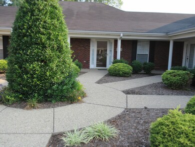 8433 Aspen Glen Way, Louisville, KY 40228 - photo 7