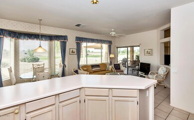 21008 N Verde Ridge Dr-large-011-24-Kitc