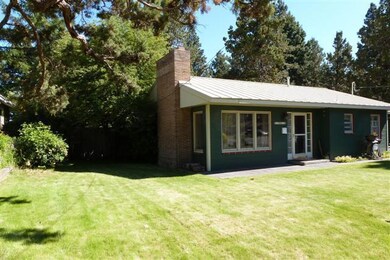 566 NE Franklin Ave, Bend, OR 97701 - photo 2