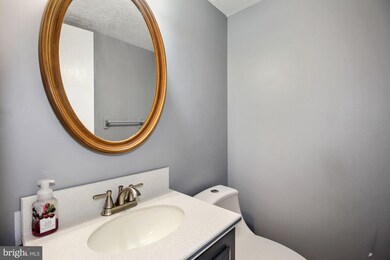 7213 Carved Stone, Columbia, MD 21045 - photo 7