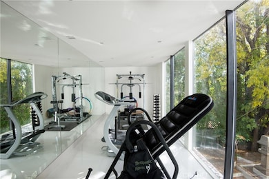 1024 Summit Dr, Beverly Hills, CA 90210 - photo 4