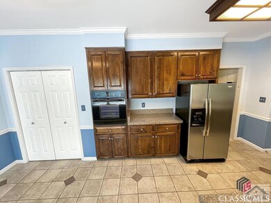 252 Chesterfield Rd, Bogart, GA 30622 - photo 2