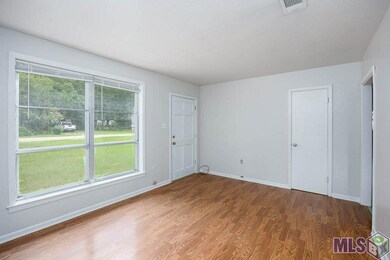 3964 Chestnut St, Zachary, LA 70791 - photo 4