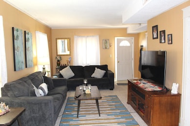 418 E 11th St, Hays, KS 67601 - photo 4