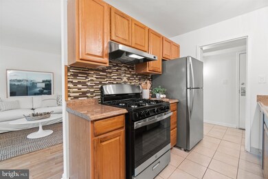 2317 Freetown Ct unit 12C, Reston, VA 20191 - photo 5