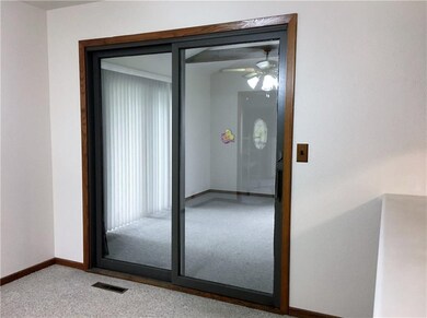 3 season room