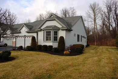 15 Dalton Ct, Delmar, NY 12054 - photo 2