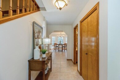 07_37DarrellCt_2013_FlexMLS800x600_800x6